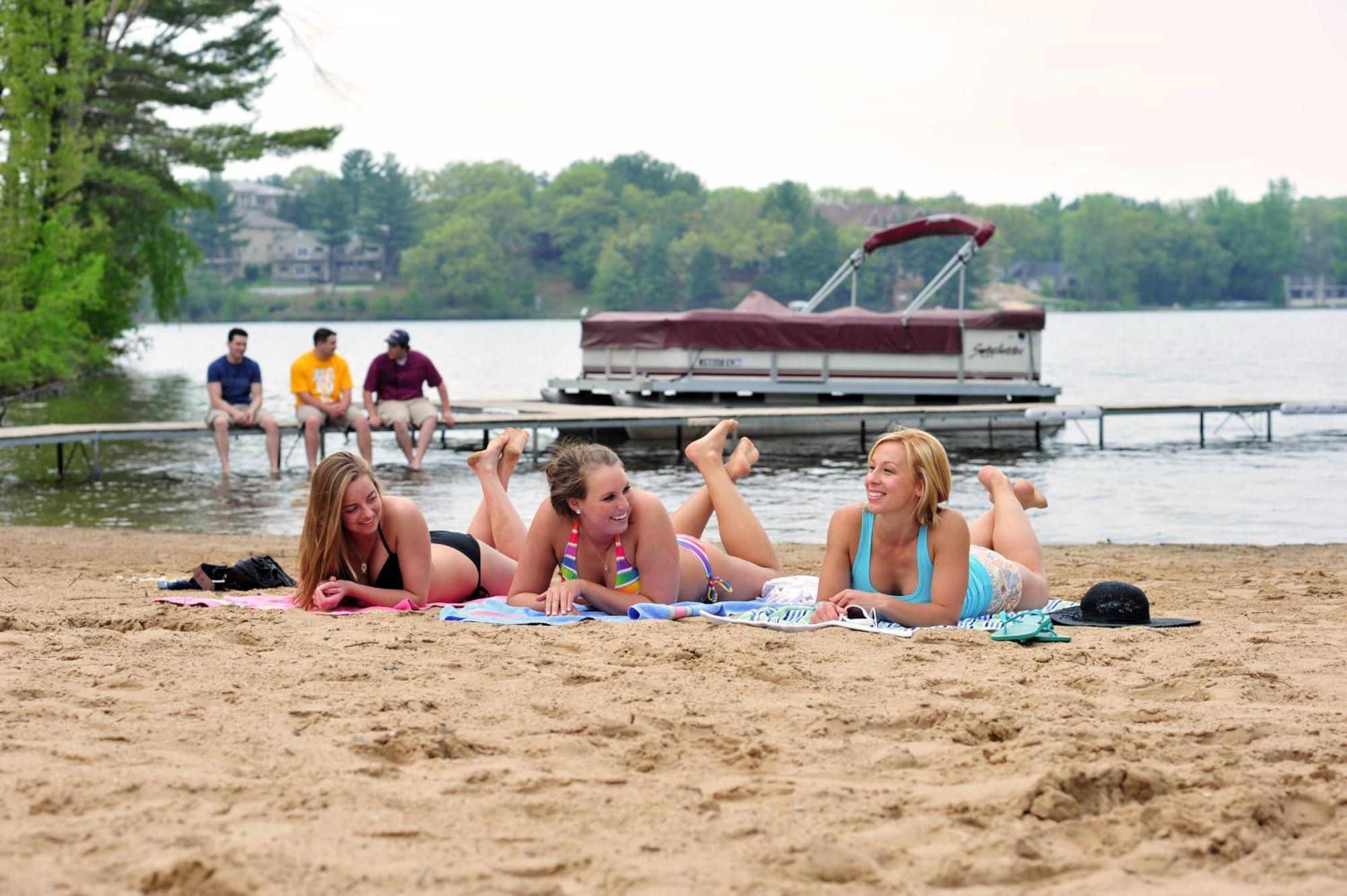 Bakers Sunset Bay Resort Lake Delton Exterior foto